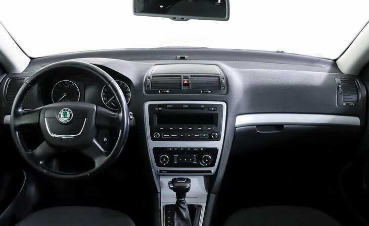 Skoda Octavia - Фото 9