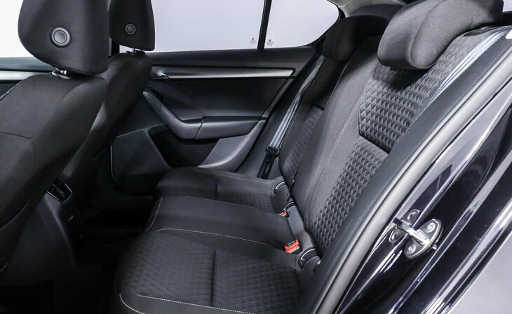 Skoda Octavia - Фото 12