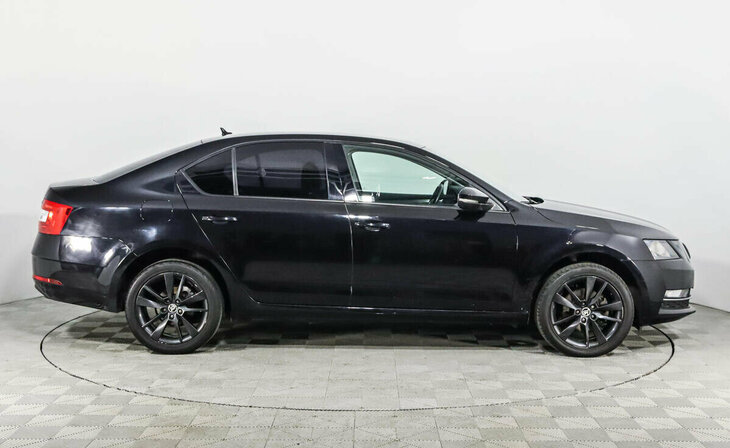 Skoda Octavia - Фото 3