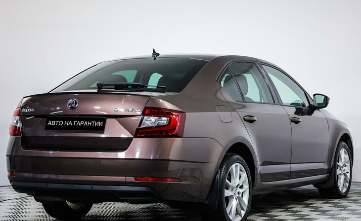 Skoda Octavia - Фото 2