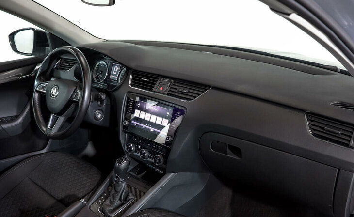 Skoda Octavia - Фото 4