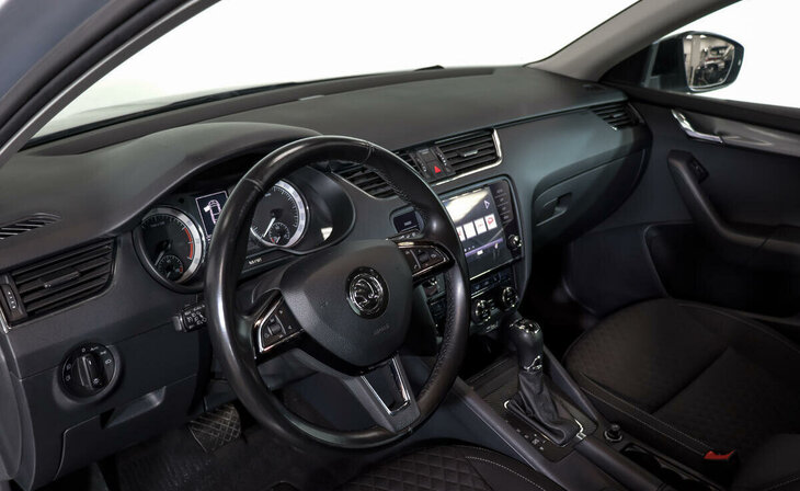 Skoda Octavia - Фото 6