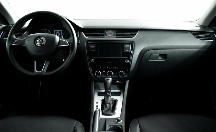 Skoda Octavia - Фото 7