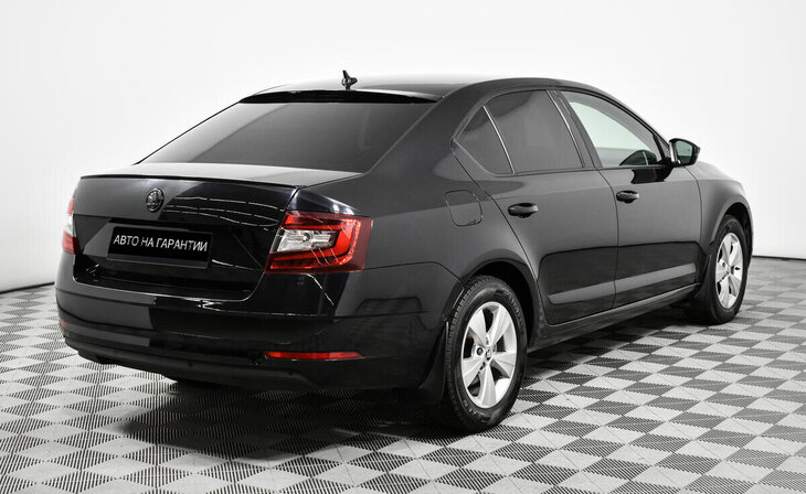 Skoda Octavia - Фото 4