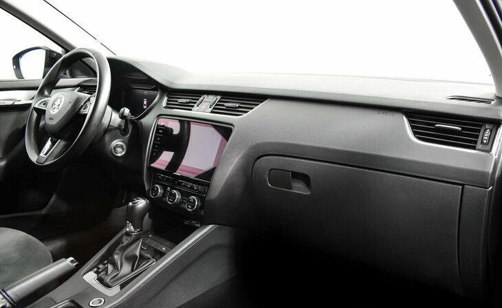 Skoda Octavia - Фото 6