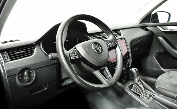 Skoda Octavia - Фото 8