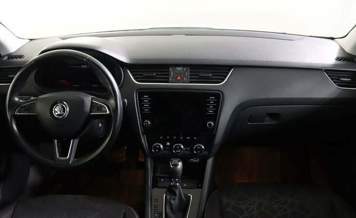 Skoda Octavia - Фото 11