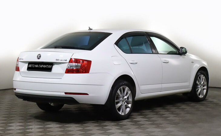 Skoda Octavia - Фото 4