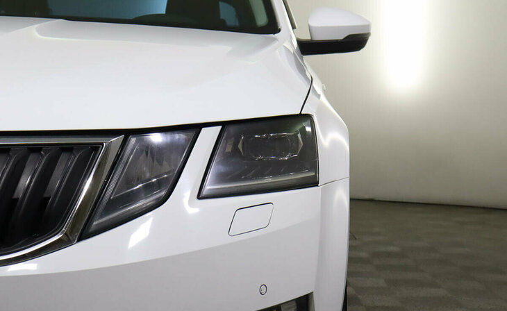 Skoda Octavia - Фото 6