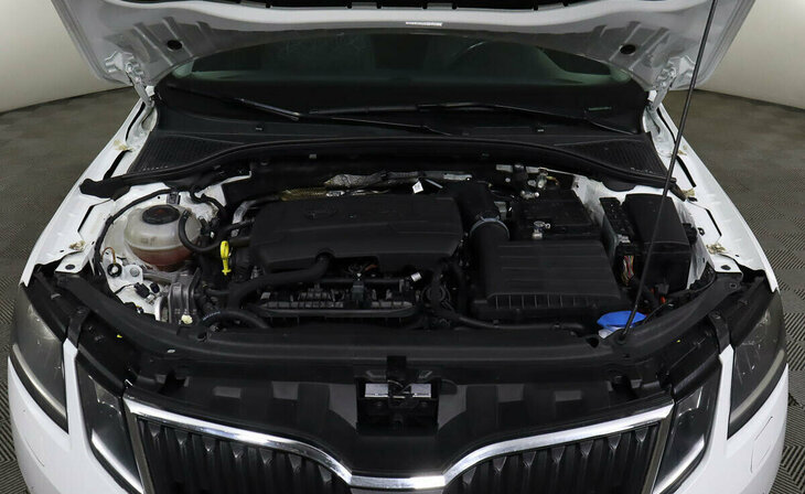 Skoda Octavia - Фото 7