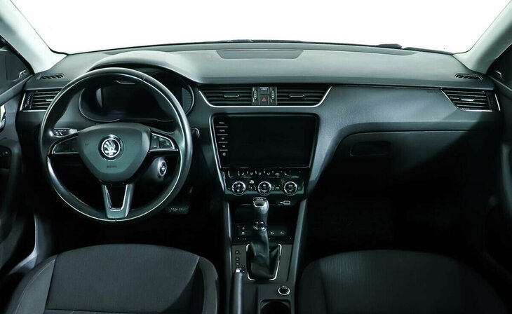 Skoda Octavia - Фото 11