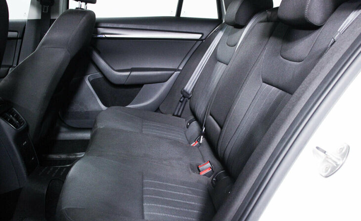 Skoda Octavia - Фото 11