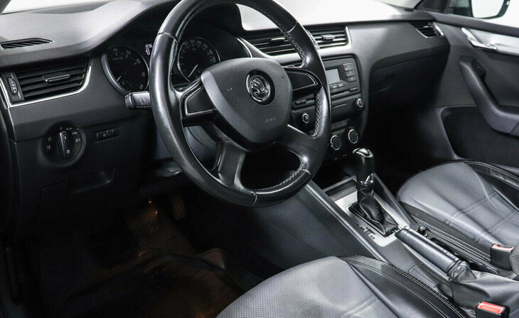 Skoda Octavia - Фото 6