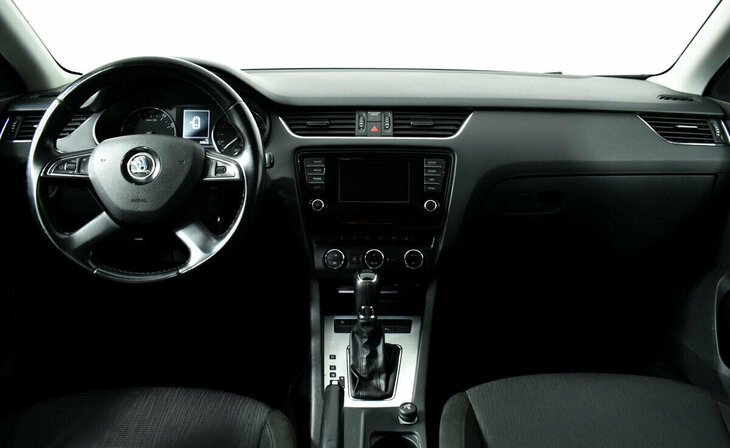 Skoda Octavia - Фото 5