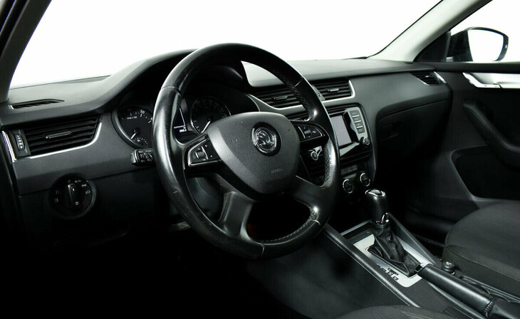 Skoda Octavia - Фото 6