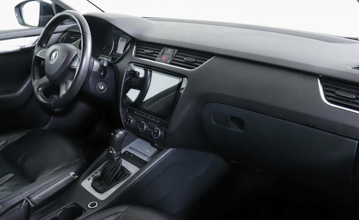 Skoda Octavia - Фото 4
