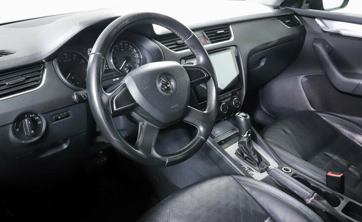 Skoda Octavia - Фото 6