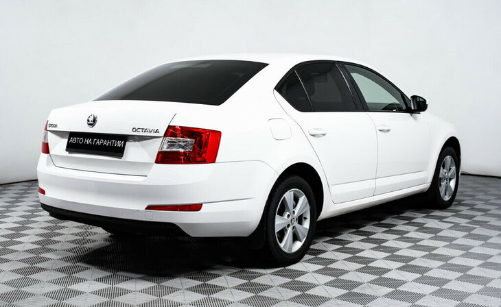 Skoda Octavia - Фото 2