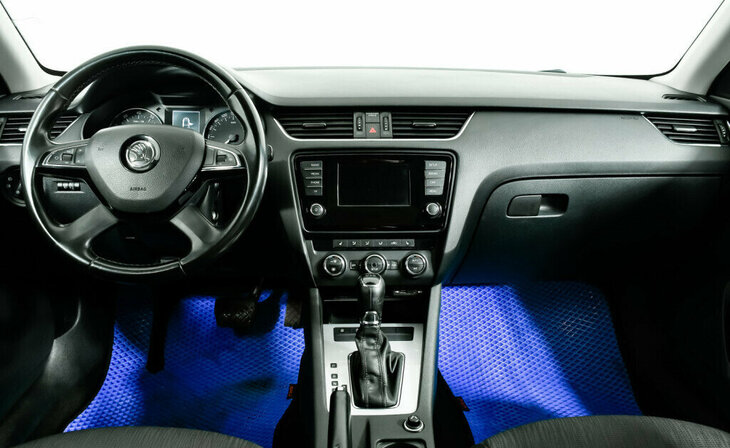 Skoda Octavia - Фото 6