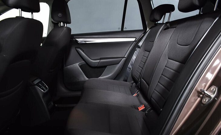 Skoda Octavia - Фото 16