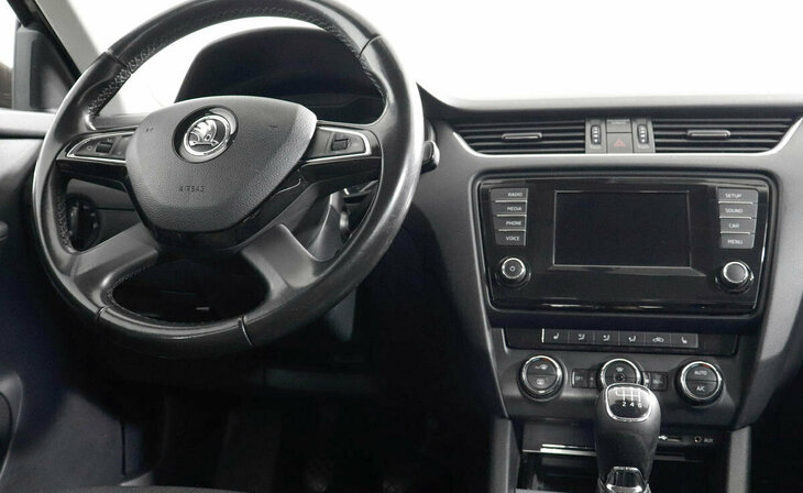 Skoda Octavia - Фото 5