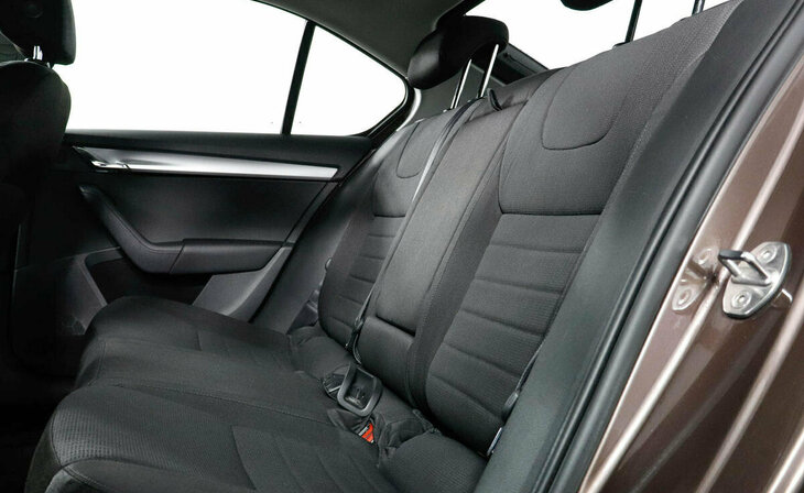 Skoda Octavia - Фото 8