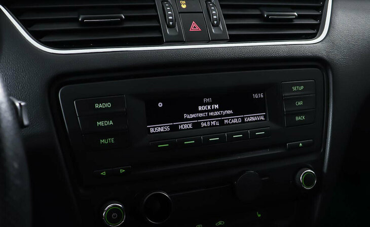 Skoda Octavia - Фото 13