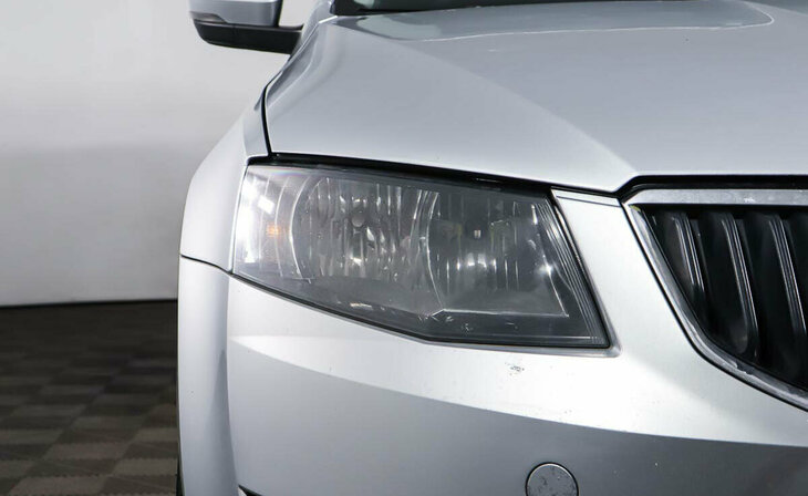 Skoda Octavia - Фото 6