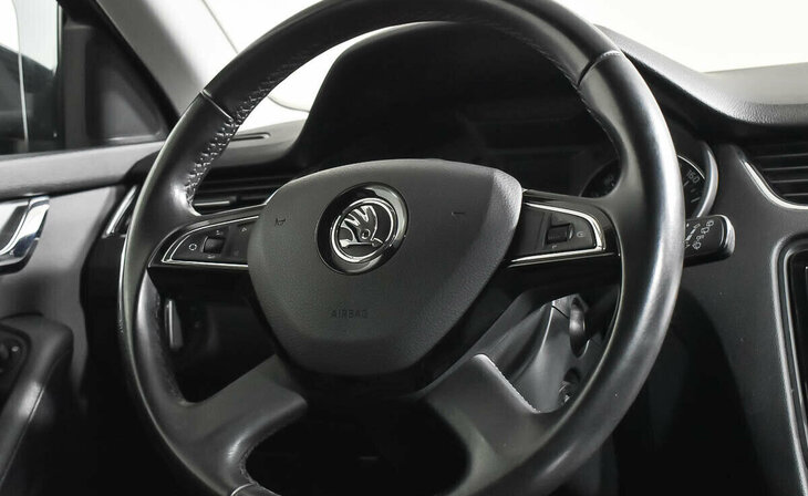 Skoda Octavia - Фото 11