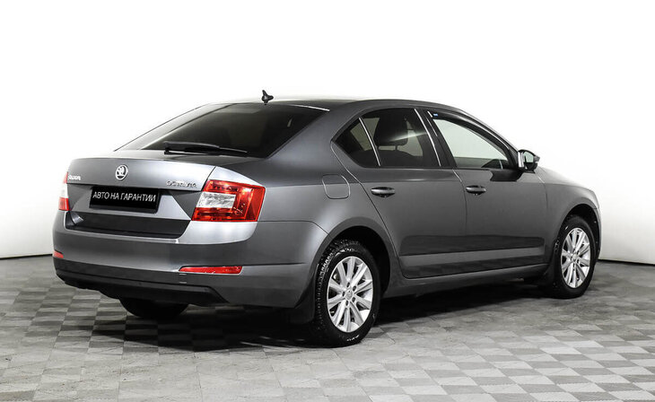 Skoda Octavia - Фото 4