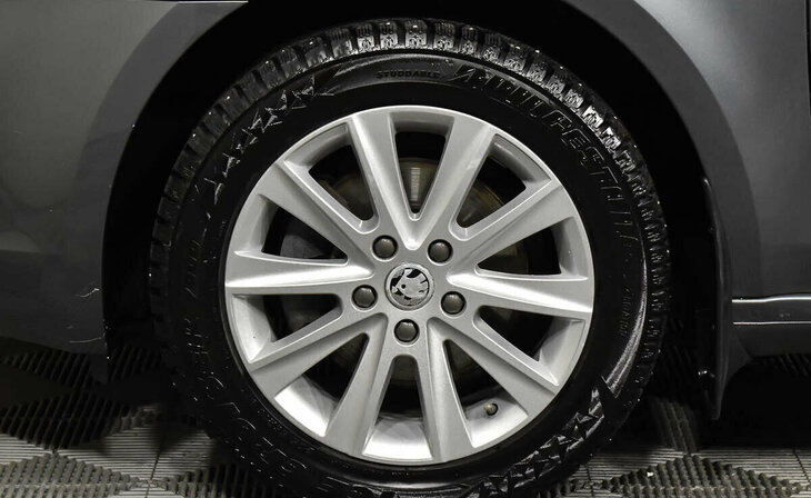 Skoda Octavia - Фото 6