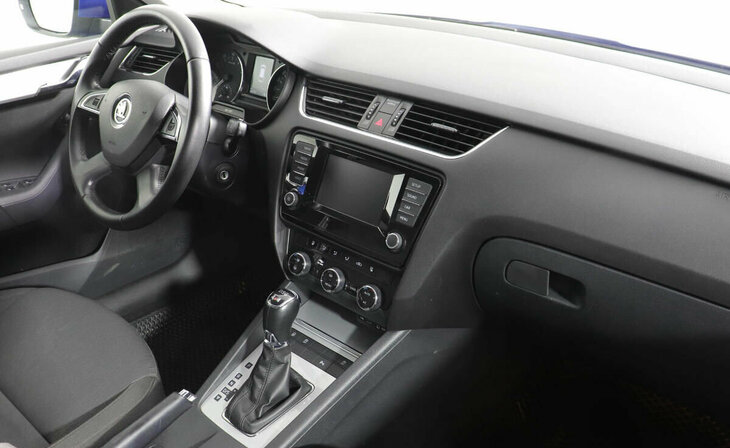 Skoda Octavia - Фото 4