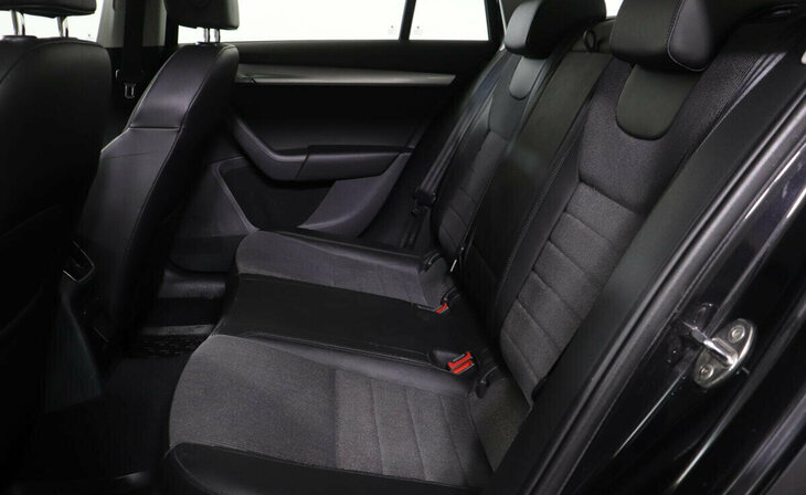 Skoda Octavia - Фото 11