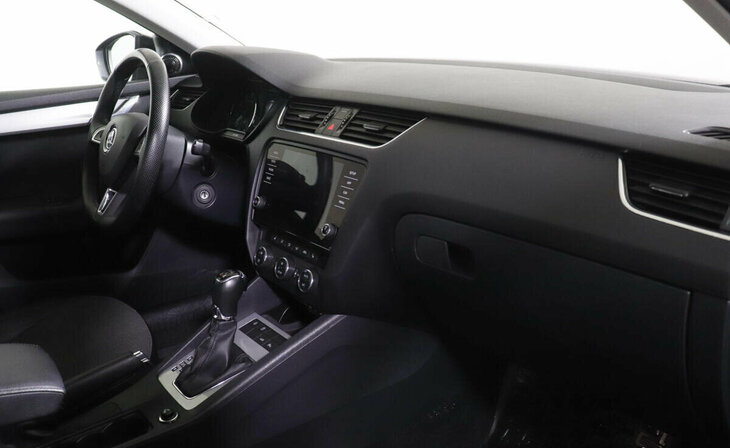 Skoda Octavia - Фото 5