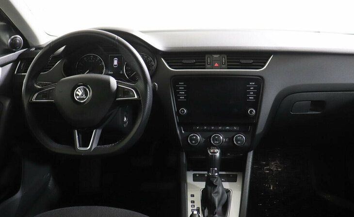 Skoda Octavia - Фото 6