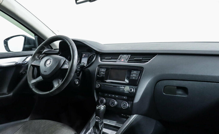 Skoda Octavia - Фото 4
