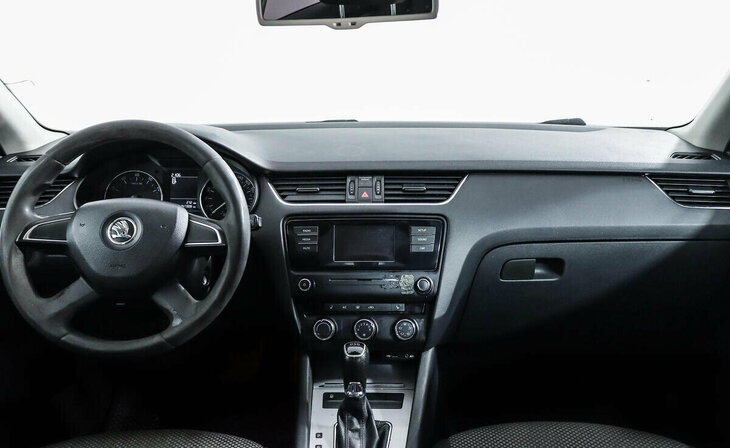 Skoda Octavia - Фото 5