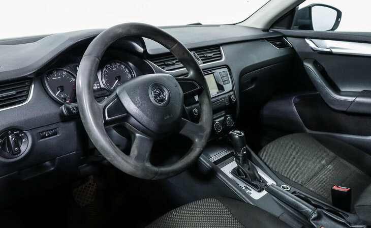 Skoda Octavia - Фото 6