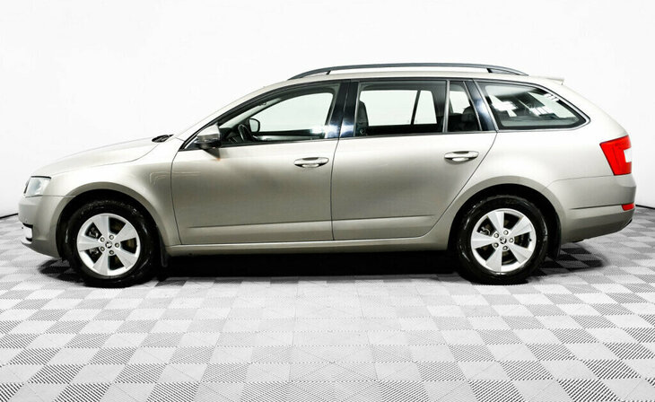 Skoda Octavia - Фото 2