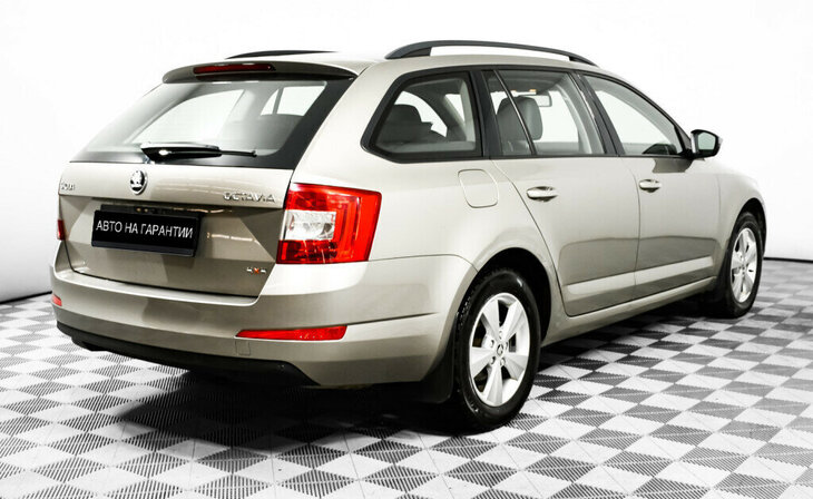 Skoda Octavia - Фото 4