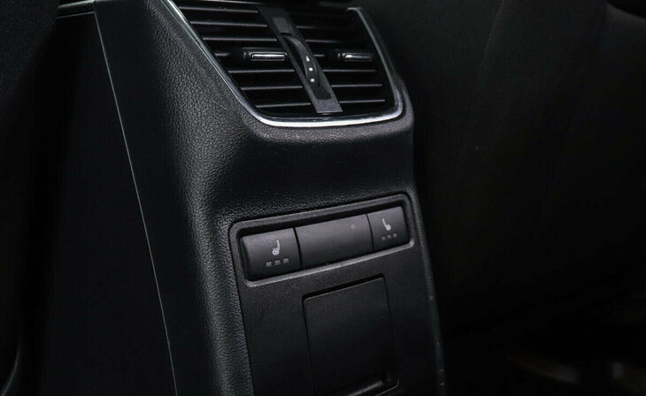 Skoda Octavia - Фото 9