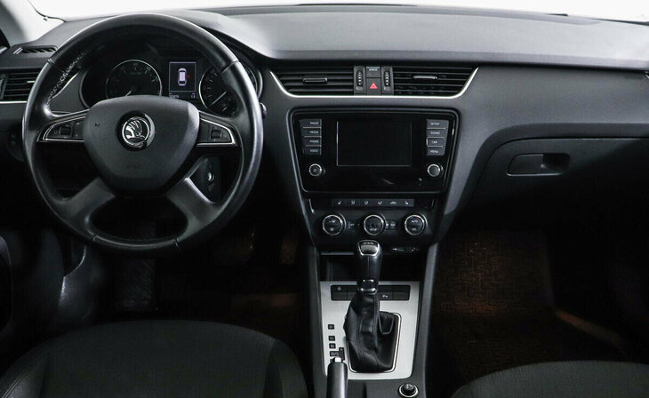 Skoda Octavia - Фото 5