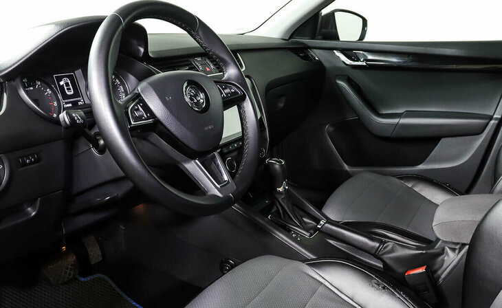 Skoda Octavia - Фото 9