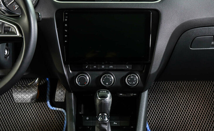 Skoda Octavia - Фото 11