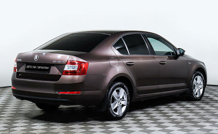 Skoda Octavia - Фото 4