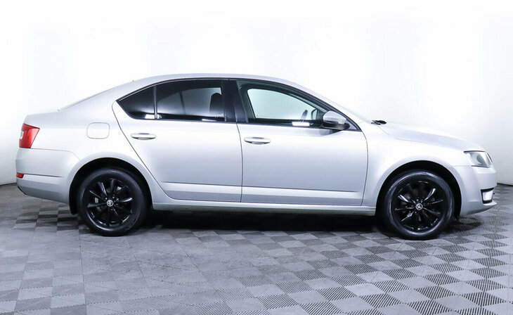 Skoda Octavia - Фото 2
