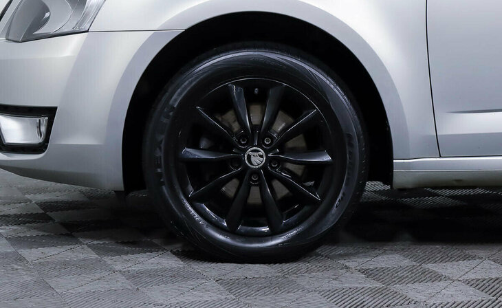 Skoda Octavia - Фото 5