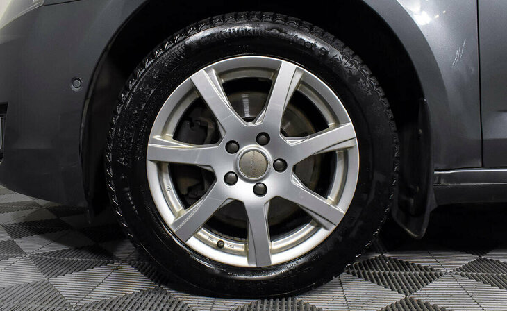 Skoda Octavia - Фото 6