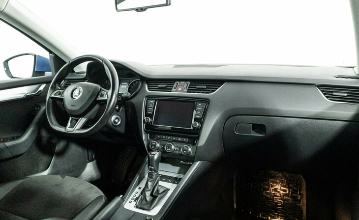 Skoda Octavia - Фото 4