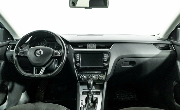Skoda Octavia - Фото 5